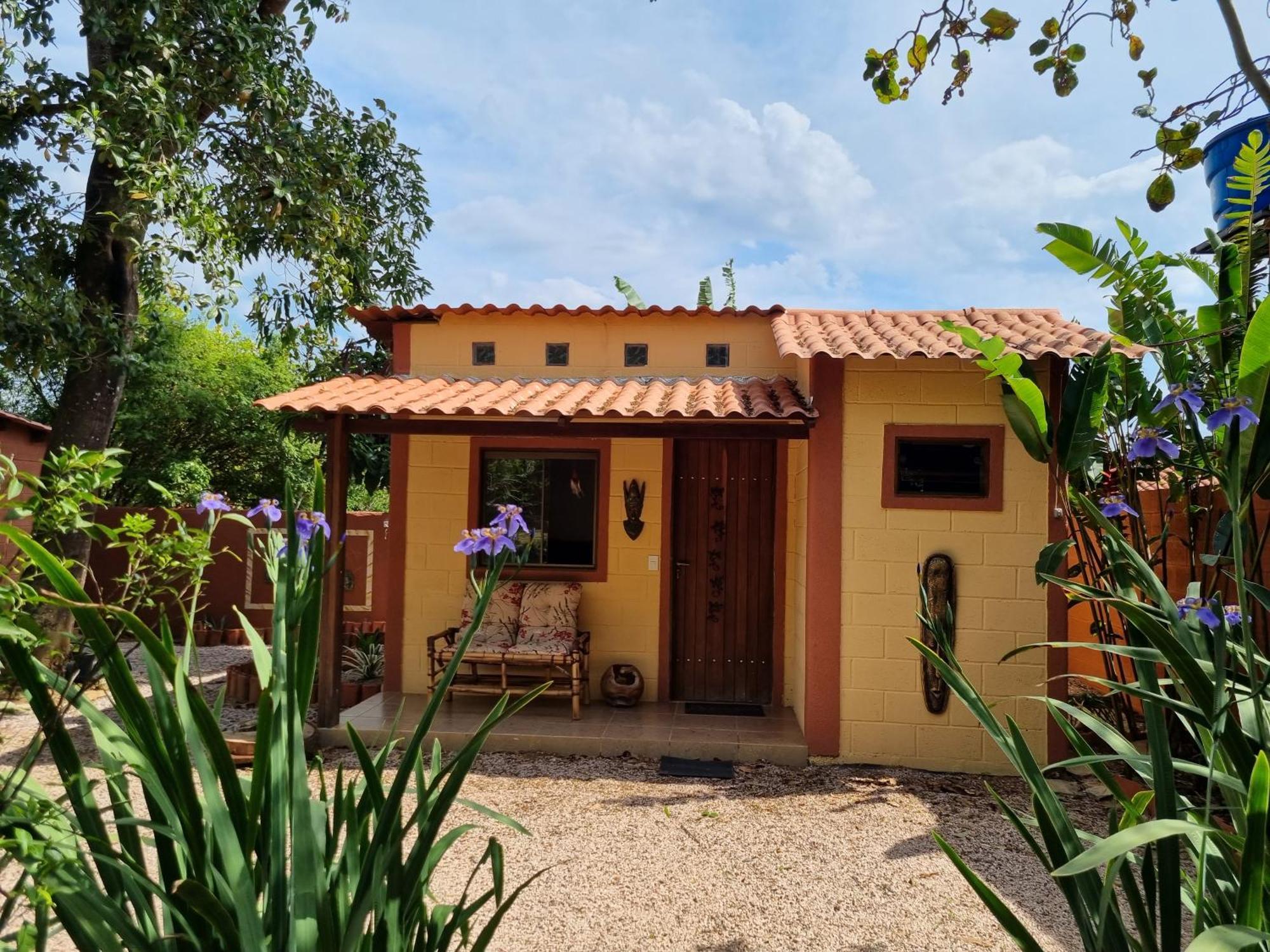 Free Soul House - Localizacao Ideal No Centrinho Алту-Параїзу-ді-Гояс Екстер'єр фото